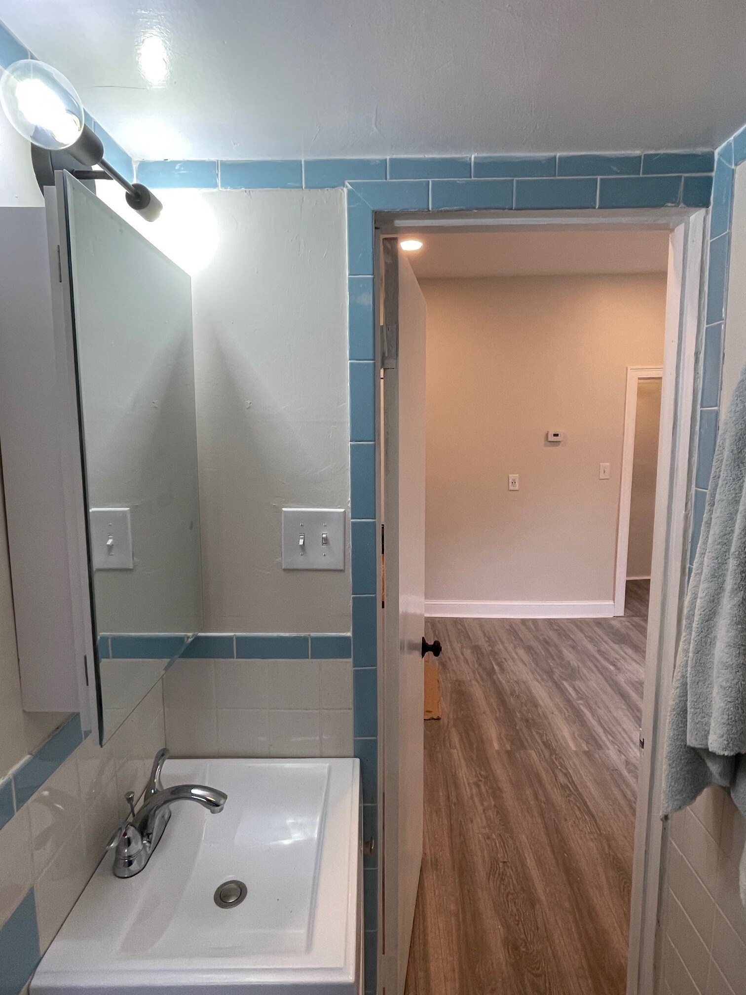 Building Photo - 26 Kenwood St