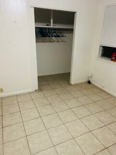 Building Photo - 414 E Avenue A