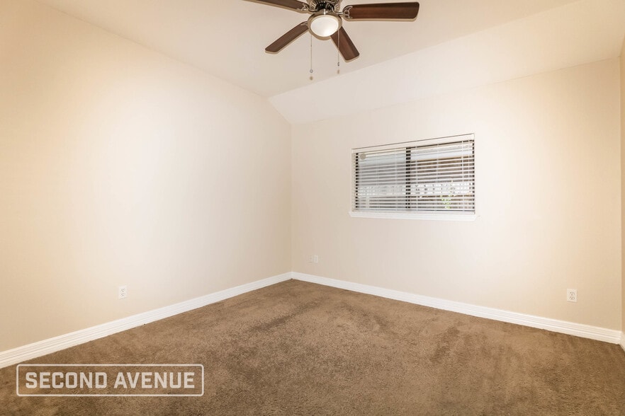 Building Photo - 6638 Cousteau Ln