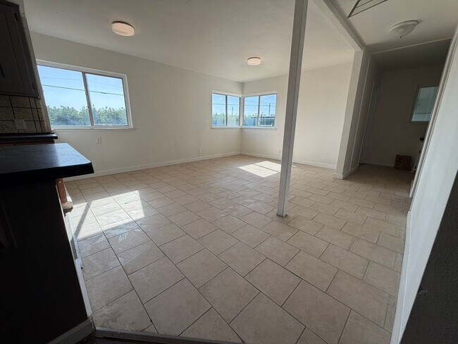 Building Photo - Spacious 4-Bedroom Home on Expansive Lot in the Outskirts of Elk Grove- MORE PHOTOS TO COME!