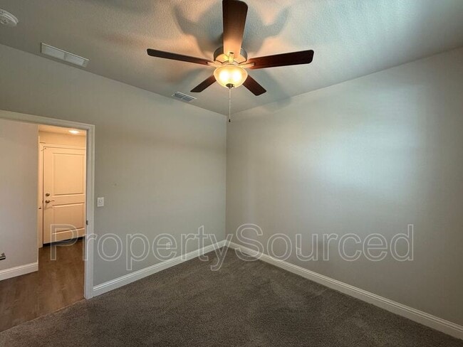 Building Photo - 948 Posey St