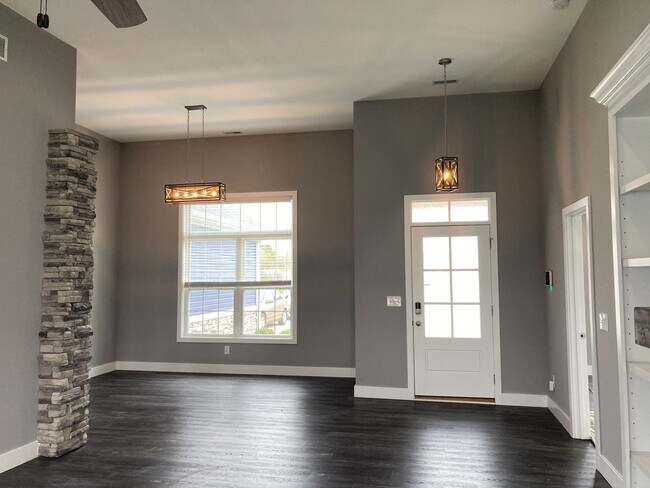 Building Photo - 119 McClendon Hills Ln