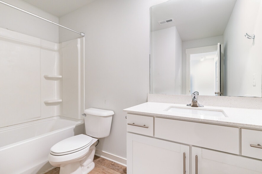 Building Photo - 4209 Aragorn Way