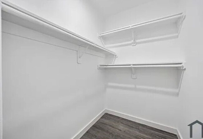 Building Photo - 8224 Bigwood St