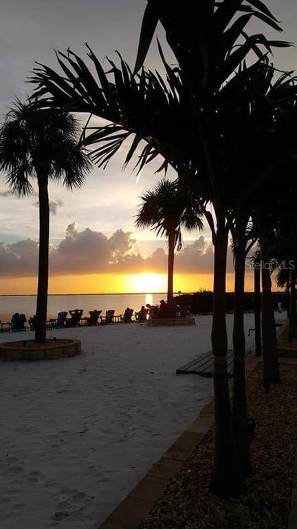 Building Photo - 1999 Kings Hwy