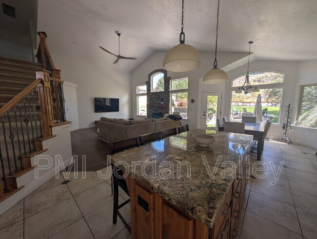 Building Photo - 14457 Gray Fox Dr