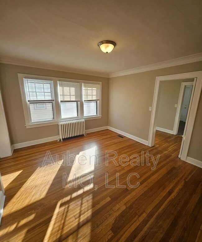 Building Photo - 5436 Harrison St