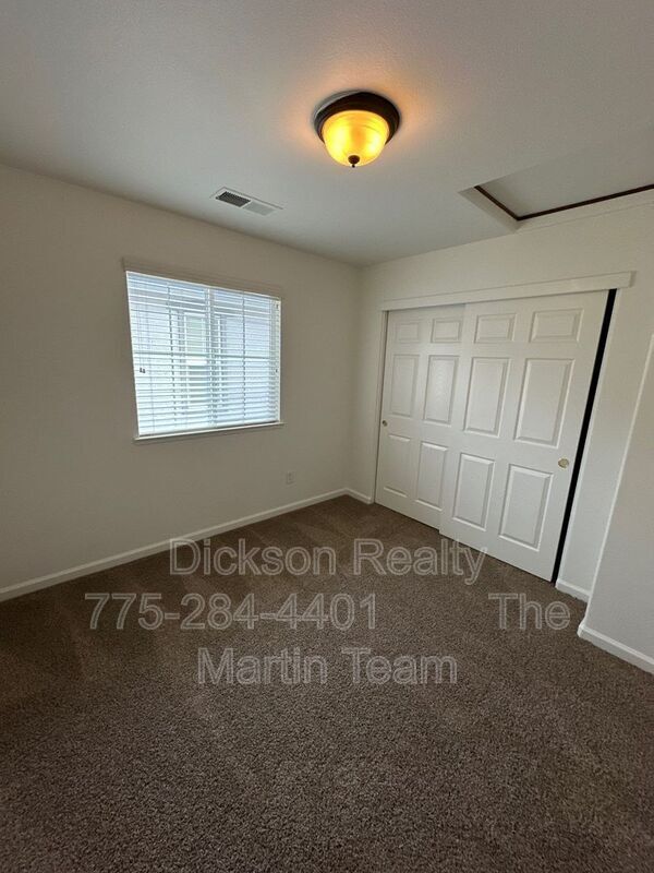 Building Photo - 3843 Dominus Dr