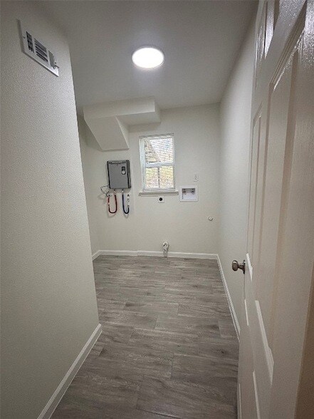 Building Photo - 18746 Mink Lake Dr