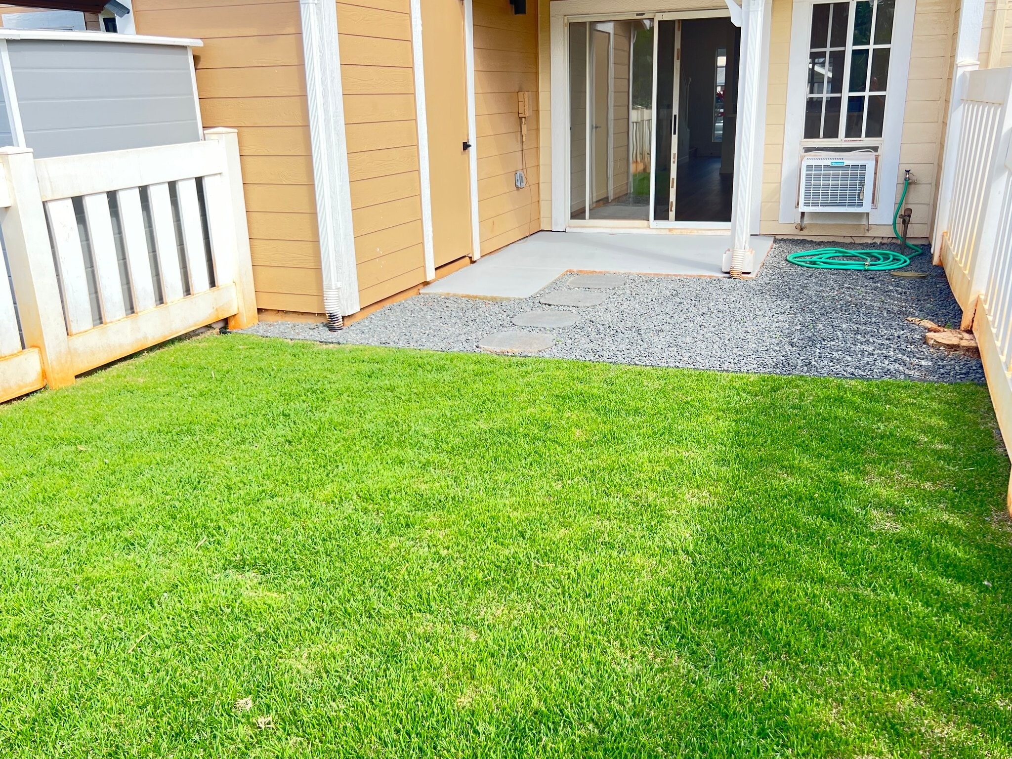 Building Photo - 94-690-690 Lumiauau St