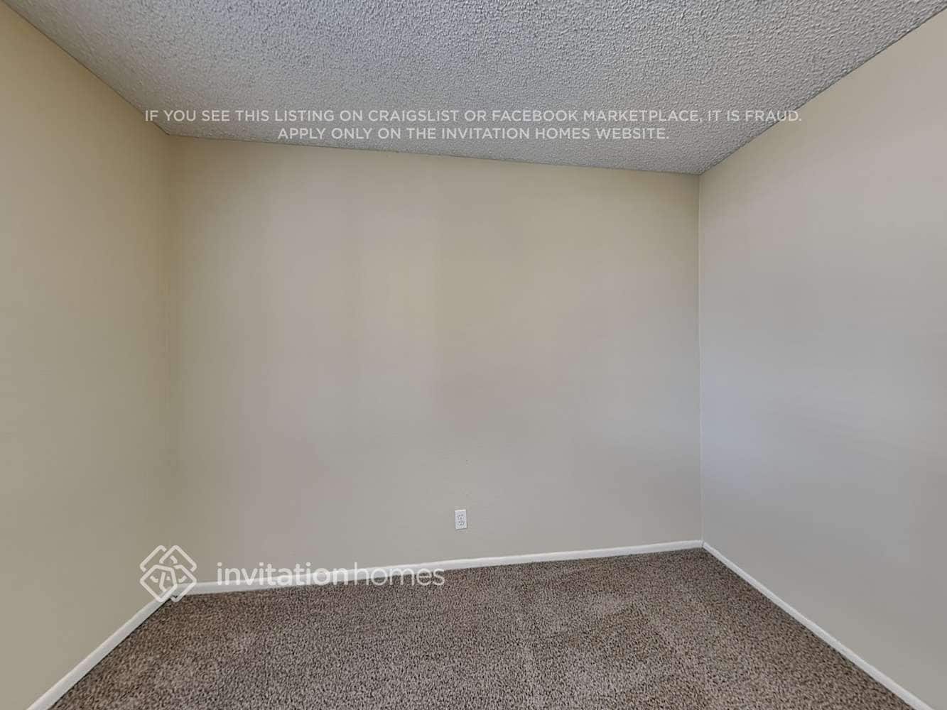 Building Photo - 2649 E Javelina Cir