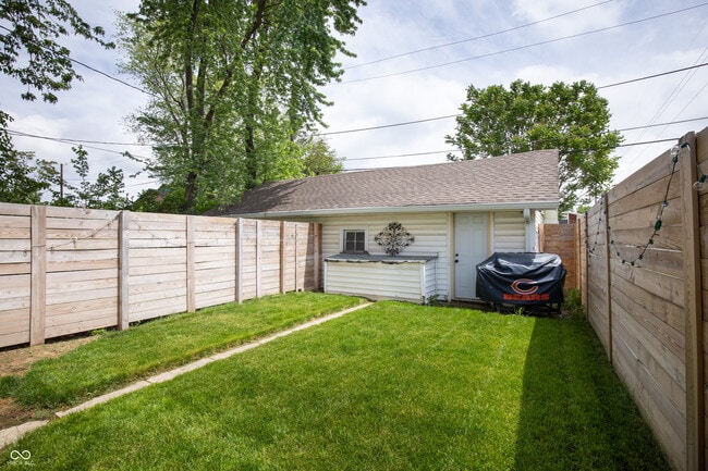 Building Photo - 405 Keystone Ave