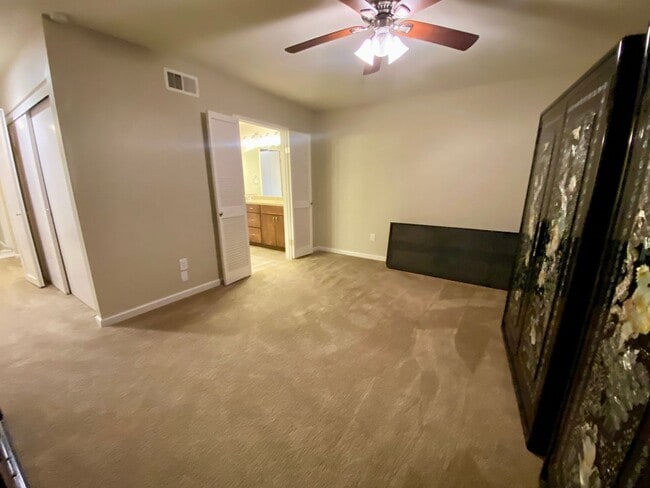 Building Photo - RB Senior 55+ Community 2 Bed +Huge bonus room 2 Baths House $3990