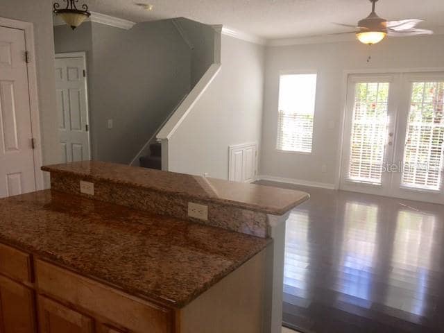 Building Photo - 1115 Oak Pond Dr