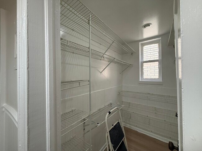 Building Photo - 268 Columbia Ave