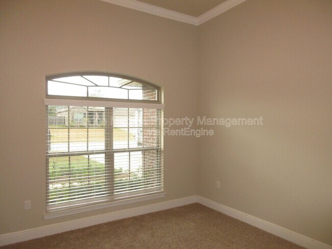 Building Photo - 5966 Rustic Ridge Circle