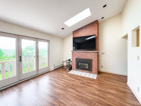 Building Photo - 243 Eastview Cir