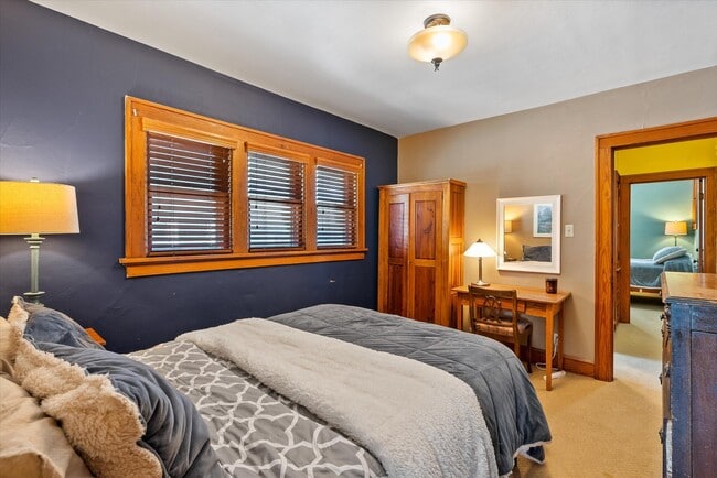 Building Photo - 1830 N 56th St