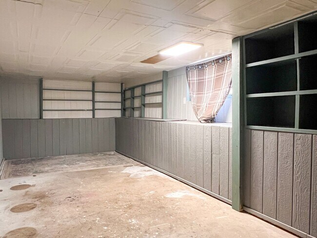 Building Photo - 3BD/2BA+FLEX HOME IN LEBANON