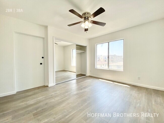 Building Photo - 1206 S Holt Ave