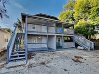 Building Photo - 613 E 2nd St