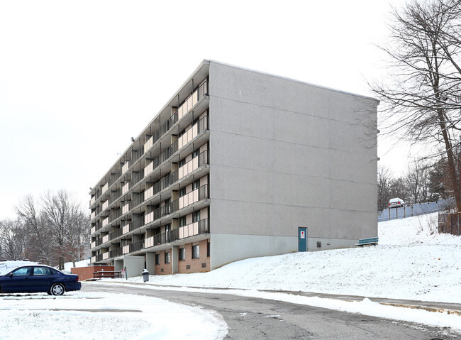 Building Photo - SpringHill Apartments