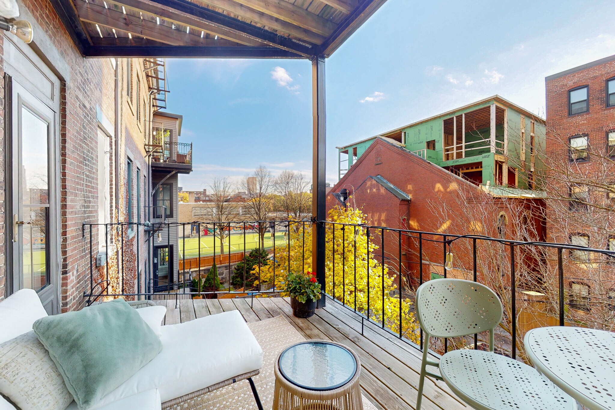 Building Photo - 86 Worcester St