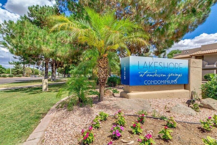 Building Photo - 1825 W Ray Rd