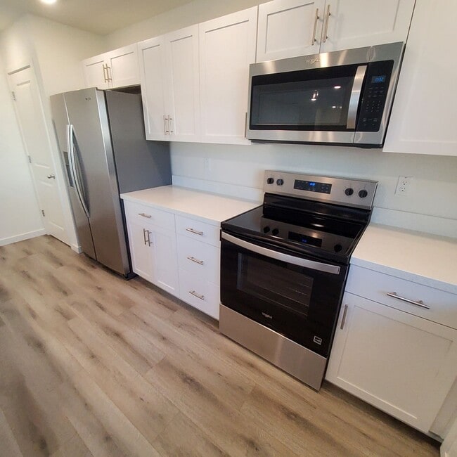 Building Photo - 2209 George Dr