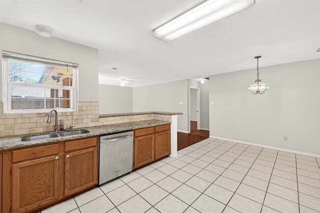 Building Photo - 3506 Doherty Pl