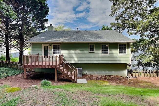 Building Photo - 3784 Cherokee Overlook Dr