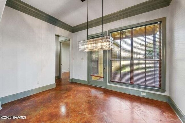 Building Photo - 104 Richardson Ave