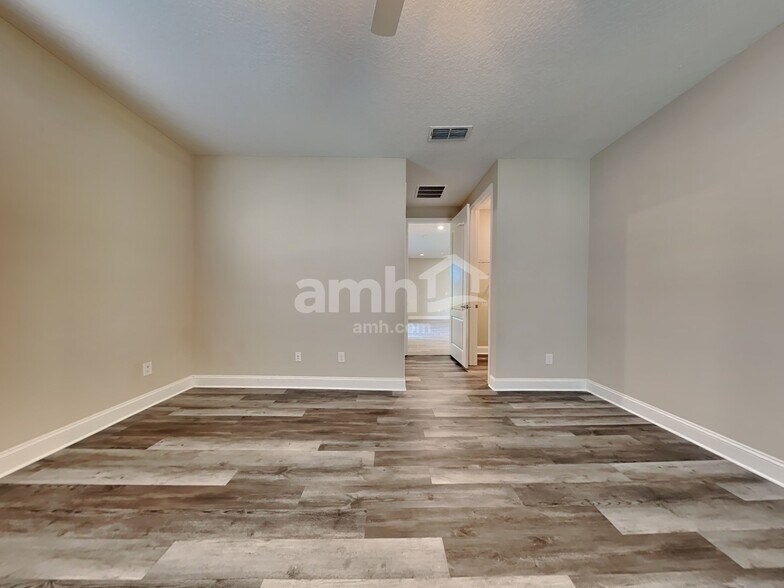 Building Photo - 64 Cobalt Ln