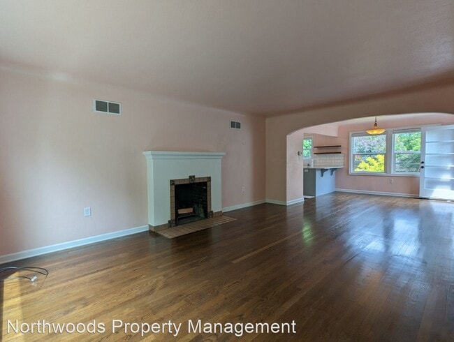 Building Photo - 2 br, 1 bath House - 1675 Washington St
