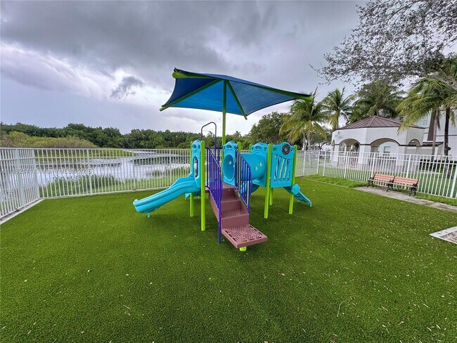 Building Photo - 4351 SW 160th Ave