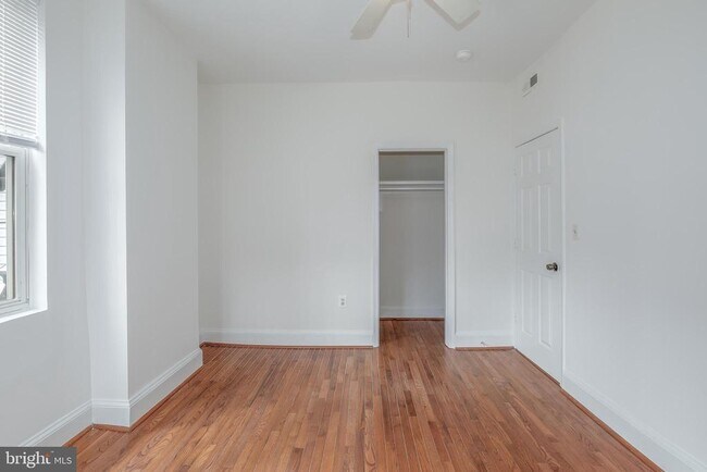 Building Photo - 3002 13th St NW