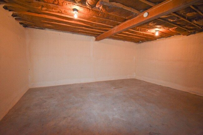 Building Photo - *** PENDING   APPLICATION ***