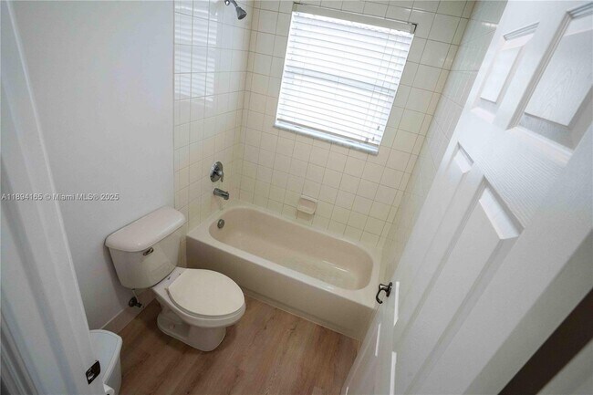 Building Photo - 4537 SW 183rd Ave