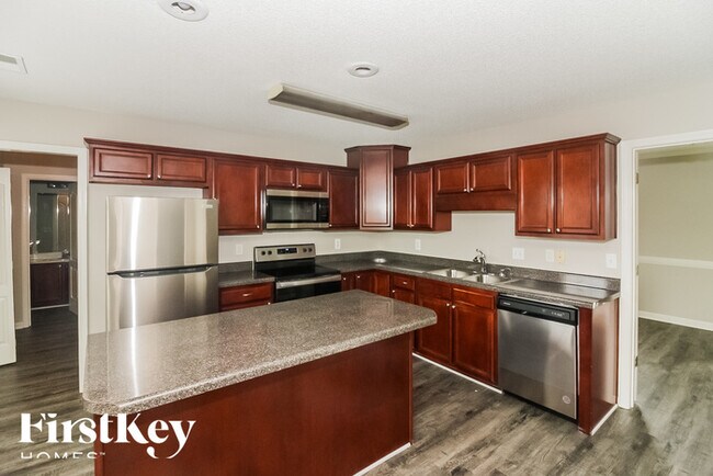 Building Photo - 11626 Millwind Dr