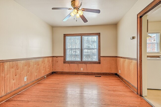 Building Photo - 3 Bedroom 1 Bath in Johnson City TN