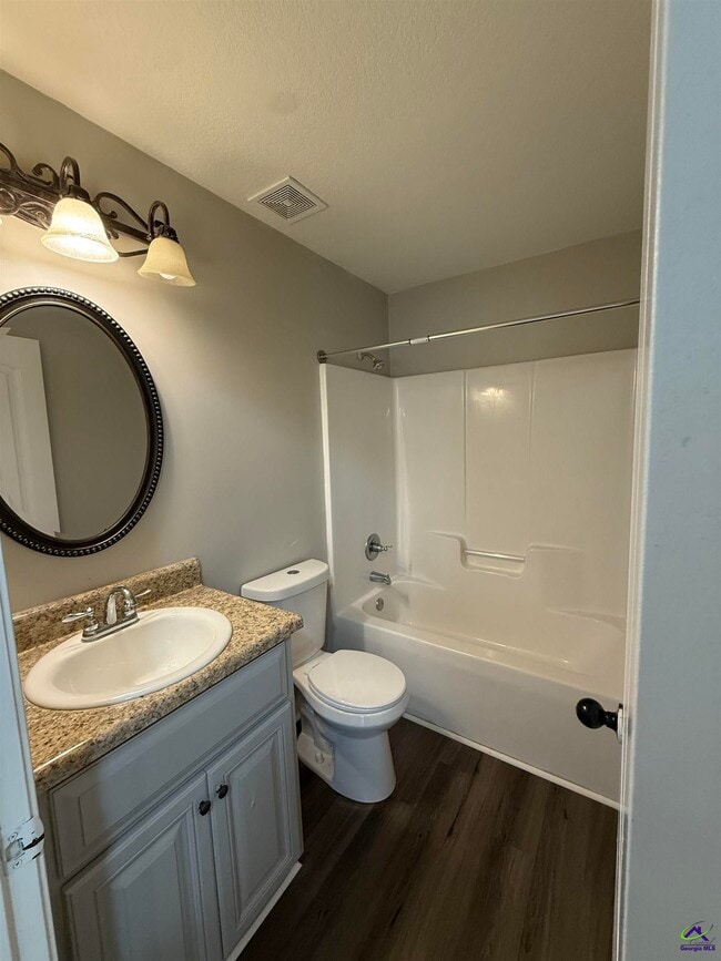 Building Photo - 109 Ellington Ct