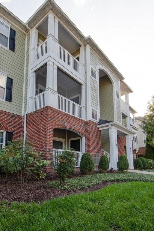 Building Photo - 8231 Lenox Creekside Dr