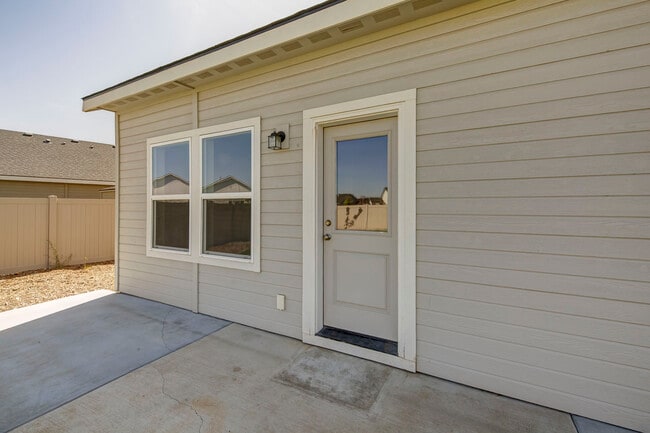 Building Photo - 11144 Maroon Bells Dr
