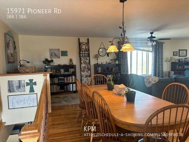 Building Photo - 15971 Pioneer Rd