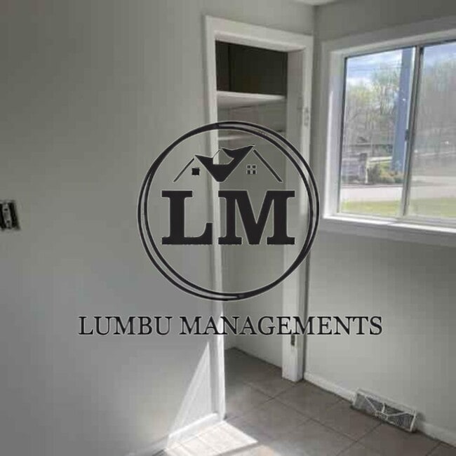 Building Photo - 223 Wendell Scott Dr