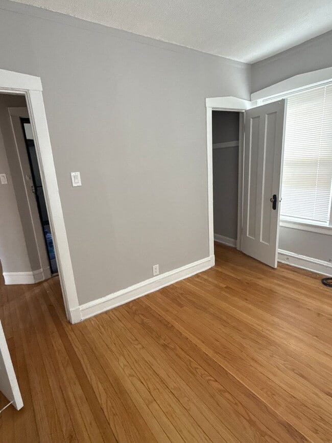 Building Photo - SPACIOUS 2 BEDROOM APARTMENTS FOR $1,650.00