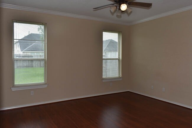 Building Photo - 26307 Meadow Dawn Ln