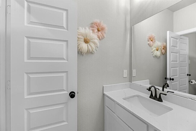Building Photo - 27111 Velencia Mist Ct