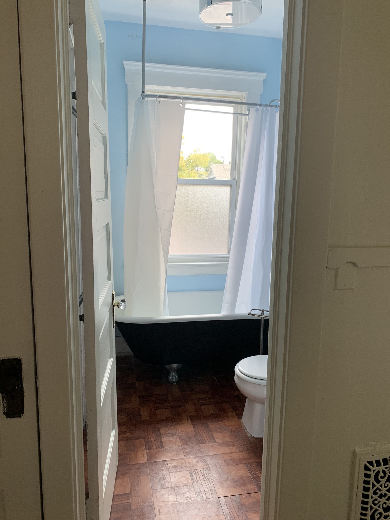 Bathroom from front door entrance - 2223 Murray Hill Rd
