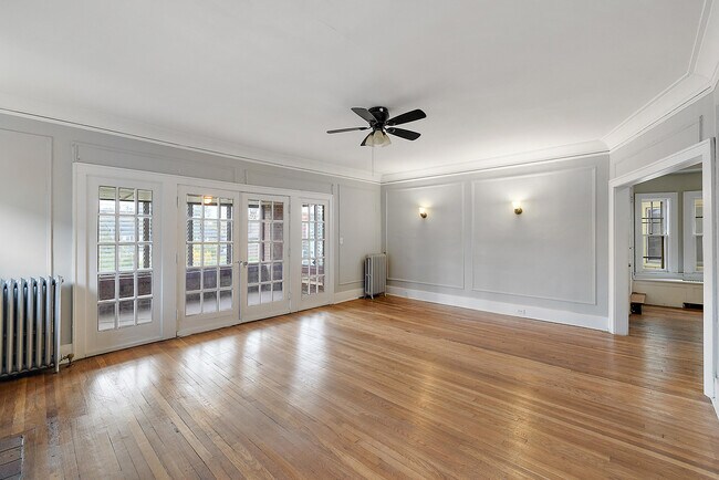 Building Photo - 1651 Atkinson St